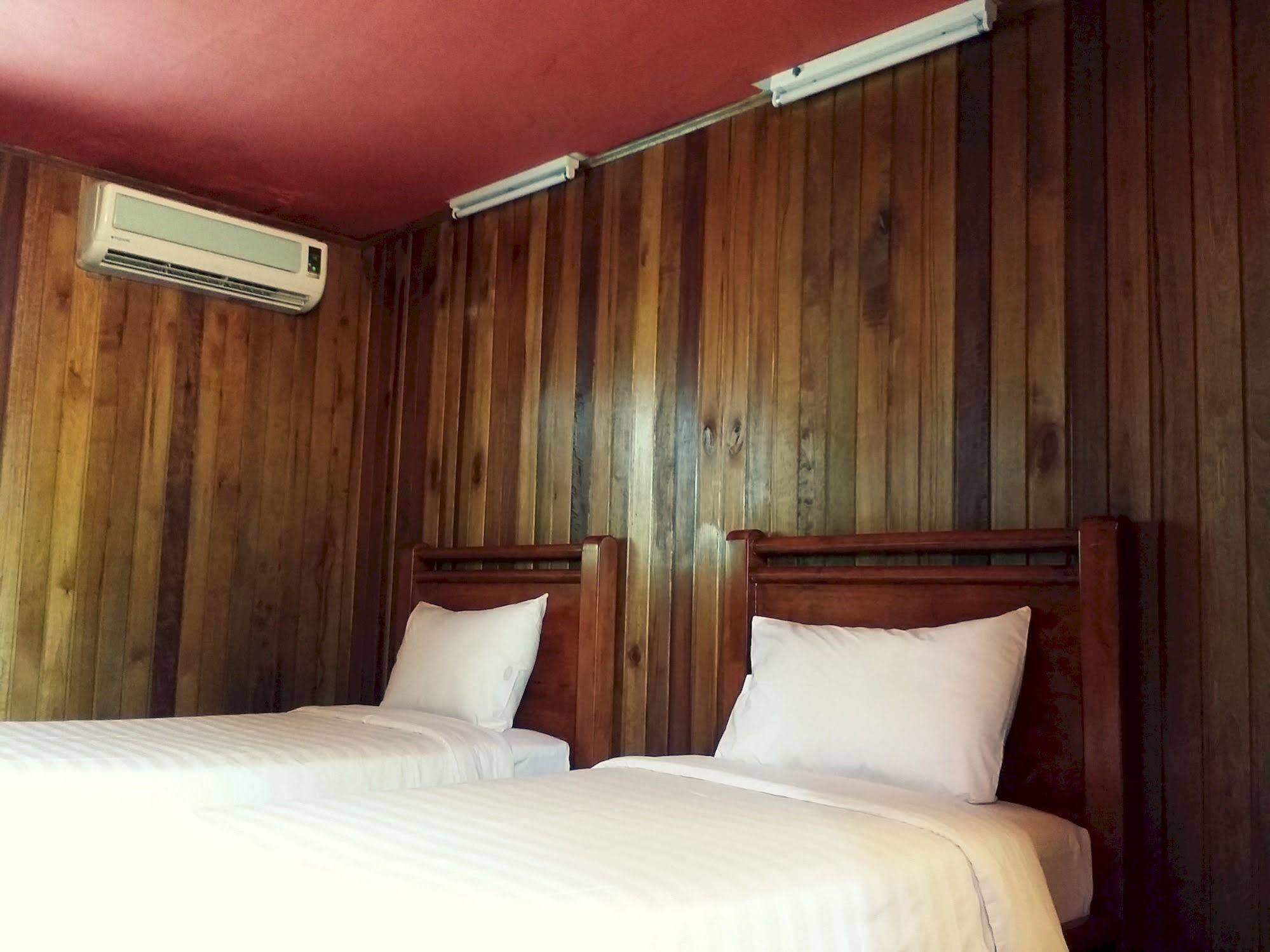 Rainforest Bed & Breakfast Kuala Lumpur Exteriör bild