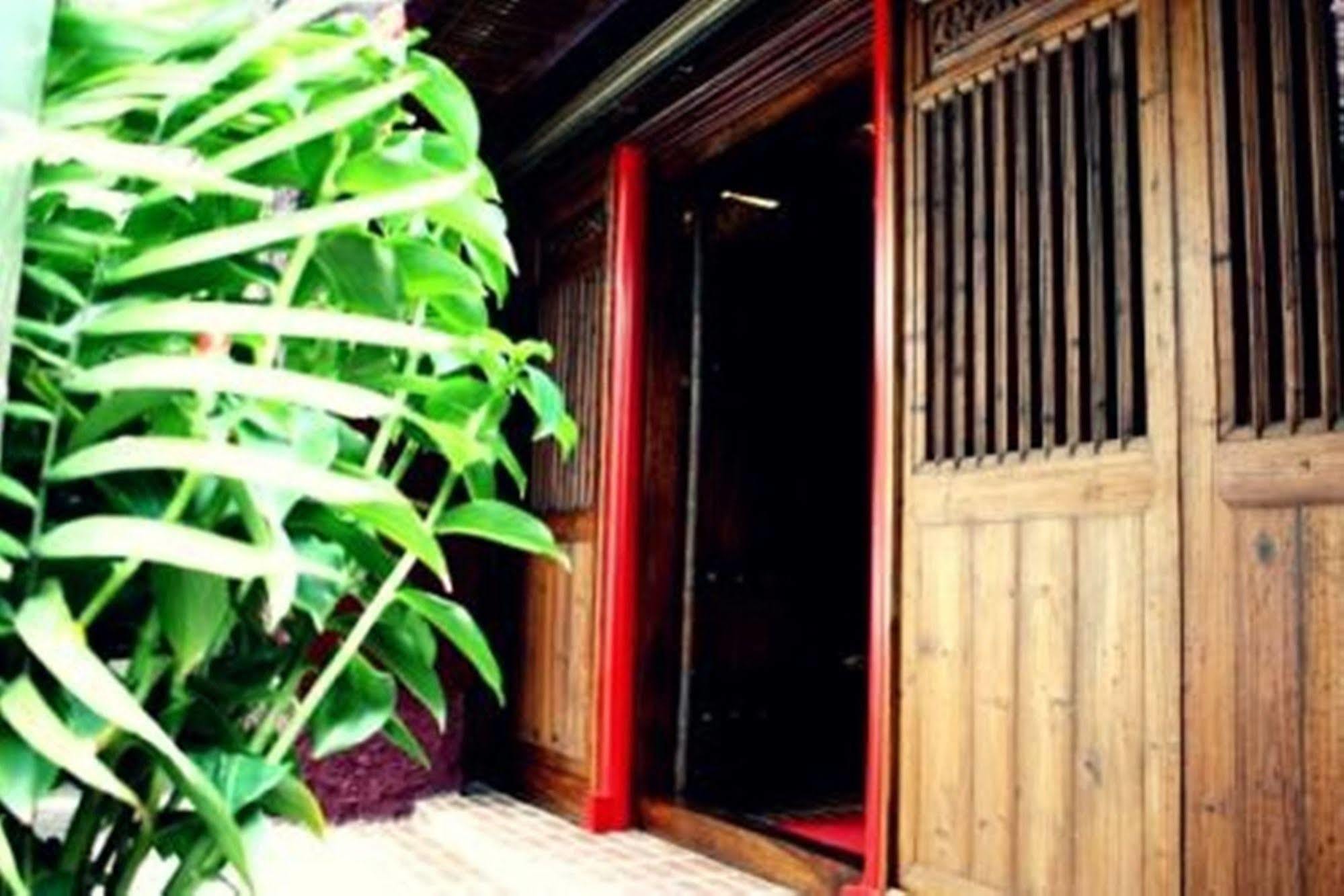 Rainforest Bed & Breakfast Kuala Lumpur Exteriör bild